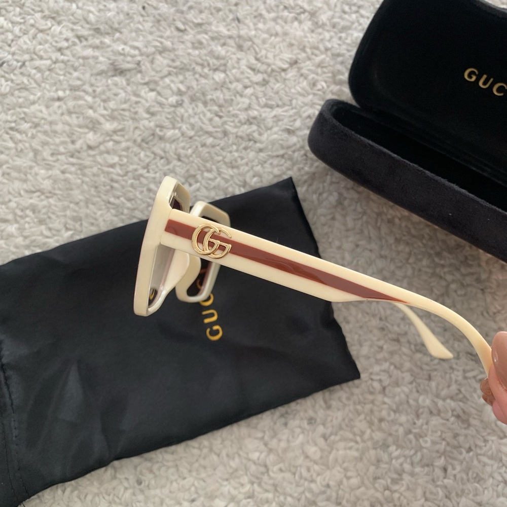 Like new sunglasses